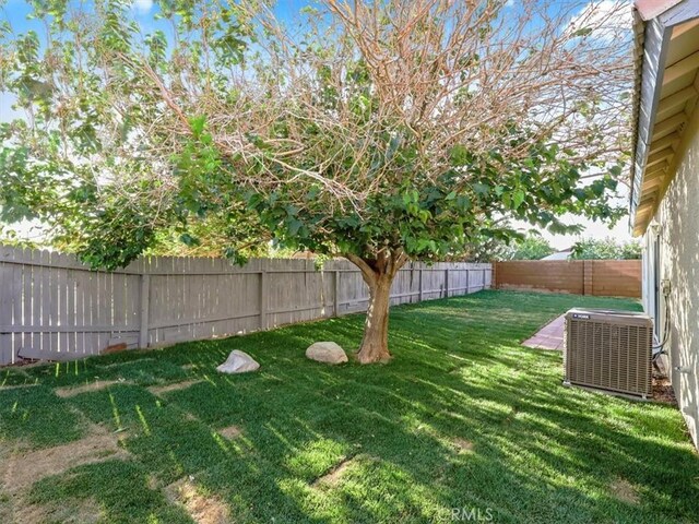 37453 56th St E, Palmdale, CA 93552 - view of fenced backyard