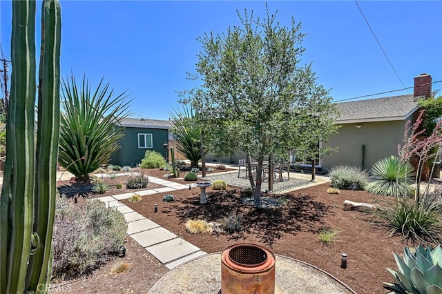 1319 E Monroe Ave, Orange, CA 92867 - view of yard with a patio area