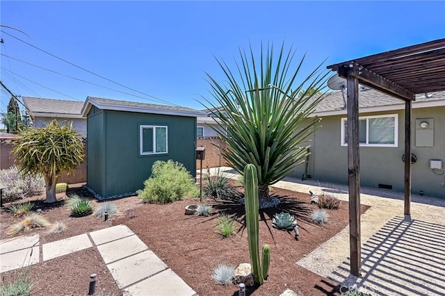 1319 E Monroe Ave, Orange, CA 92867 - view of yard featuring a pergola, an outdoor structure, and a patio area