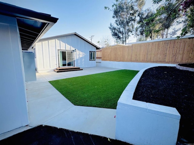 7118 Stanford Ave, La Mesa, CA 91942 - fenced backyard featuring a patio