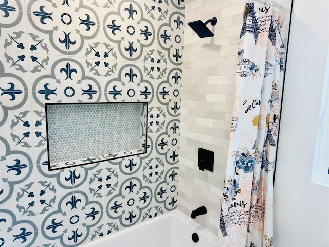 7118 Stanford Ave, La Mesa, CA 91942 - bathroom featuring shower / tub combo