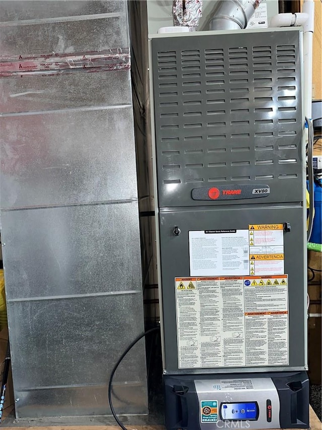 13191 Honeybee St, Moorpark, CA 93021 - detailed view of heating unit
