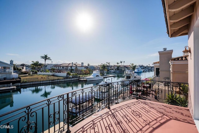 2110 Ravoli Dr, Oxnard, CA 93035 - balcony featuring a water view