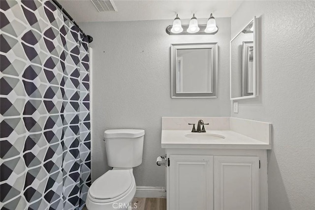 43939 Glenraven Rd, Lancaster, CA 93535 - bathroom with vanity, curtained shower, and wood finished floors