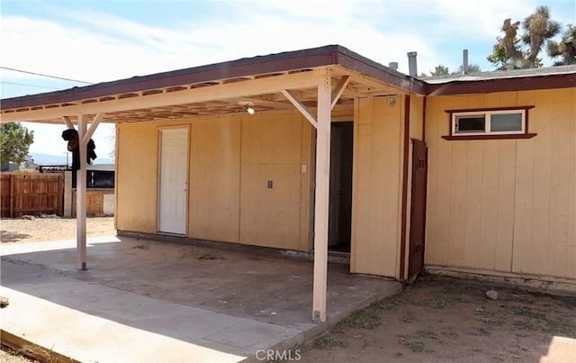 16226 Pine St, Hesperia, CA 92345 - view of patio / terrace