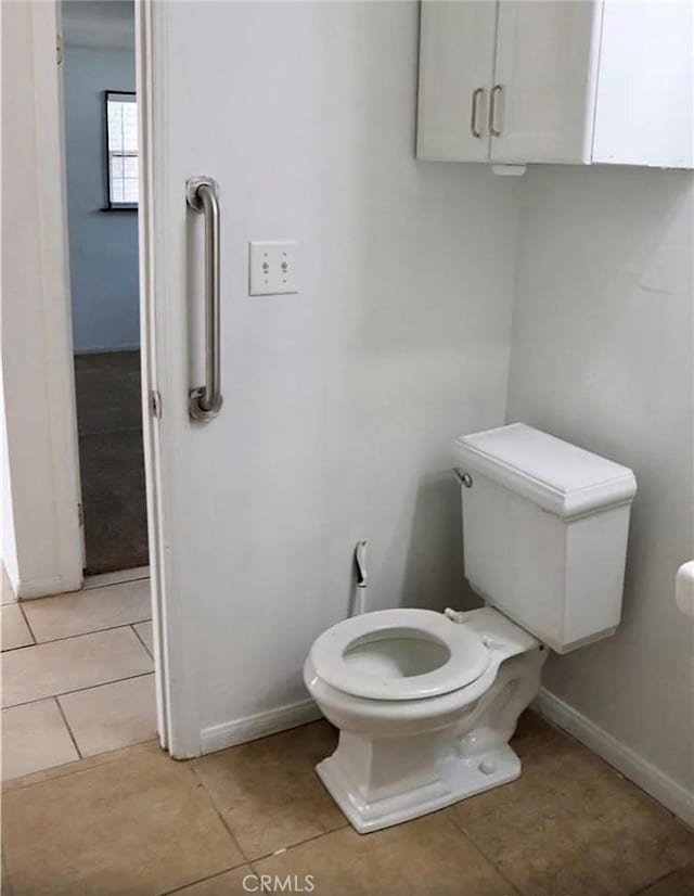 16226 Pine St, Hesperia, CA 92345 - bathroom with tile patterned floors