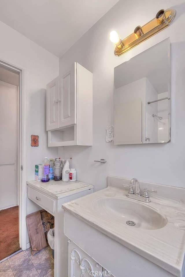 833 W Orangepath St, Glendora, CA 91741 - bathroom with vanity