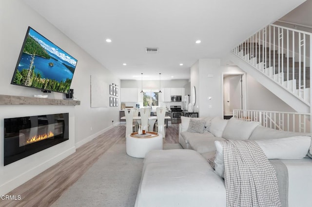 5664 Hazeltine Ave, Sherman Oaks, CA 91401 - photo 1