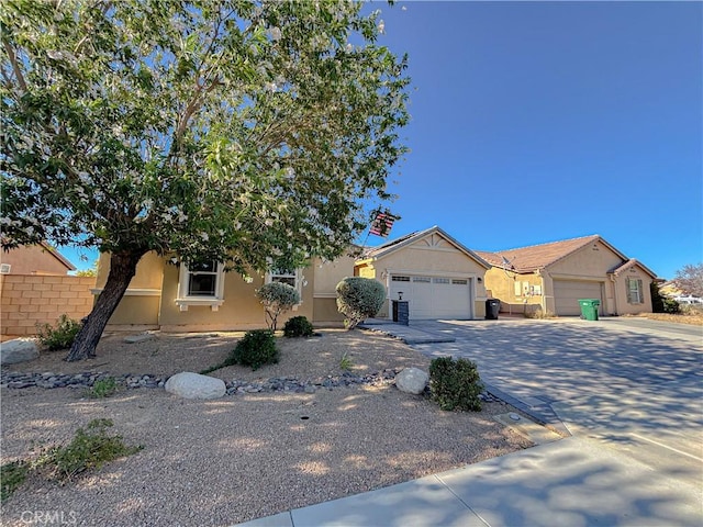3345 James Ct, Lancaster, CA 93535 - photo 2