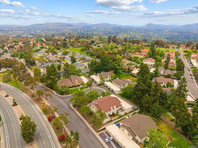 2005 Countrywood Ct, Encinitas, CA 92024 - aerial view of property and surrounding area with nearby suburban area