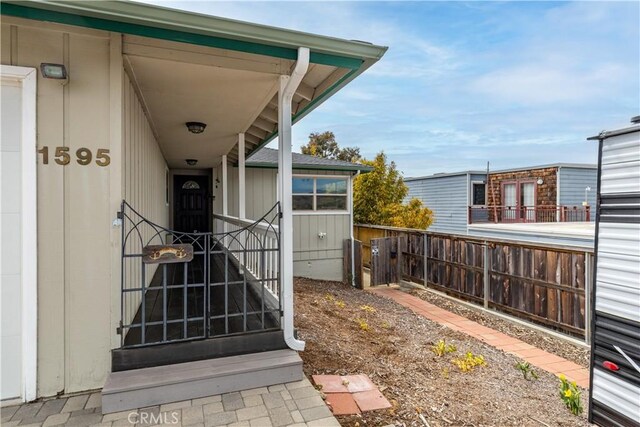 1595 15th St, Los Osos, CA 93402 - entrance to property