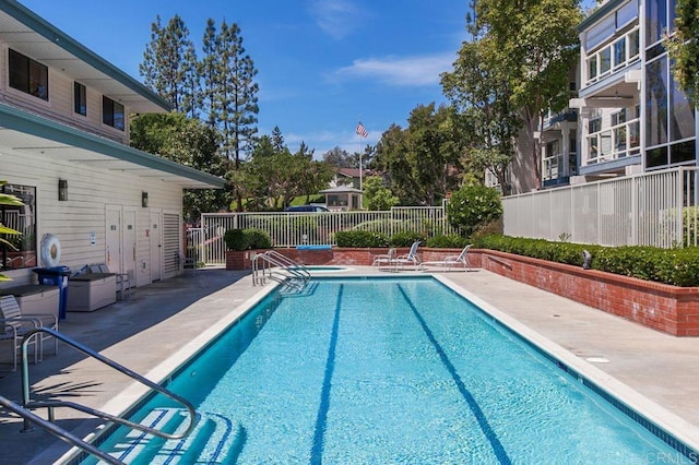 1560 Circa Del Lago Unit D204, San Marcos, CA 92078 - community pool with a patio area