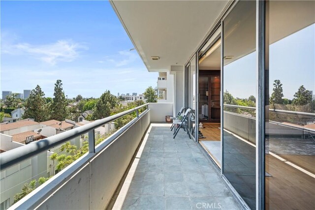 10660 Wilshire Blvd Unit 609, Los Angeles, CA 90024 - view of balcony
