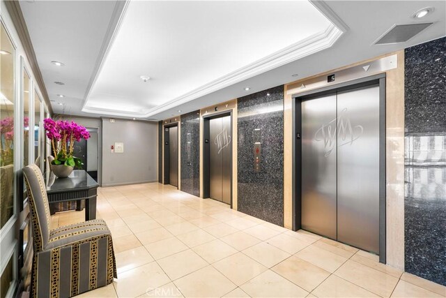 10660 Wilshire Blvd Unit 609, Los Angeles, CA 90024 - community lobby with recessed lighting