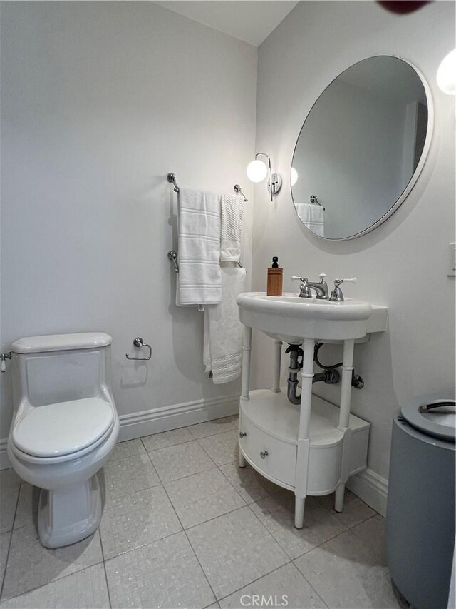 16815 Bajio Rd, Encino, CA 91436 - half bath with tile patterned flooring and baseboards