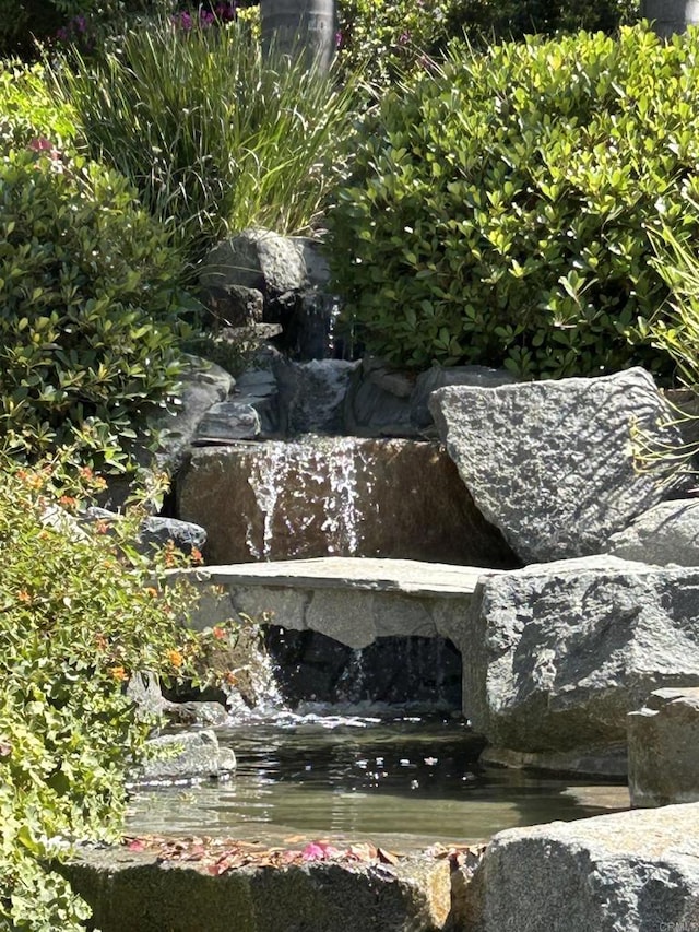 15696 Oakstand Rd, Poway, CA 92064 - exterior view of a garden pond