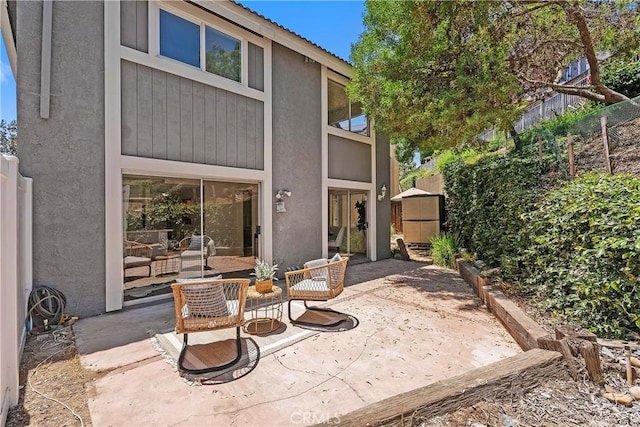 34 Carmel Ct, Laguna Beach, CA 92651 - view of patio / terrace