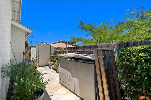 42244 Cosmic Dr, Temecula, CA 92592 - fenced backyard with a storage shed