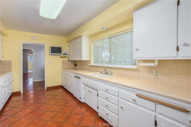 3893 Parkside Dr, San Bernardino, CA 92404 - photo 16