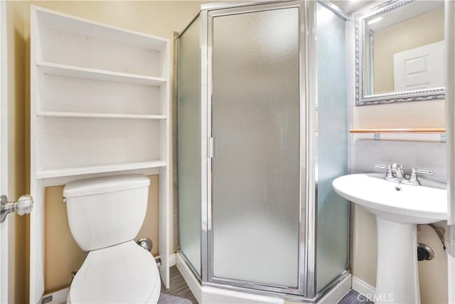 1129 Walnut Grove Ave, Rosemead, CA 91770 - bathroom with toilet and a shower stall
