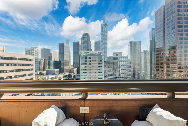 1100 Wilshire Blvd Unit 1707, Los Angeles, CA 90017 - skyline view