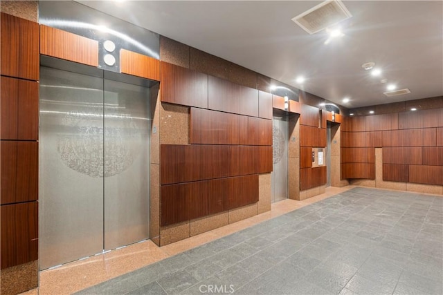 1100 Wilshire Blvd Unit 1707, Los Angeles, CA 90017 - lobby with recessed lighting