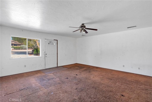 19215 Hupa Rd, Apple Valley, CA 92307 - unfurnished room featuring carpet floors and ceiling fan