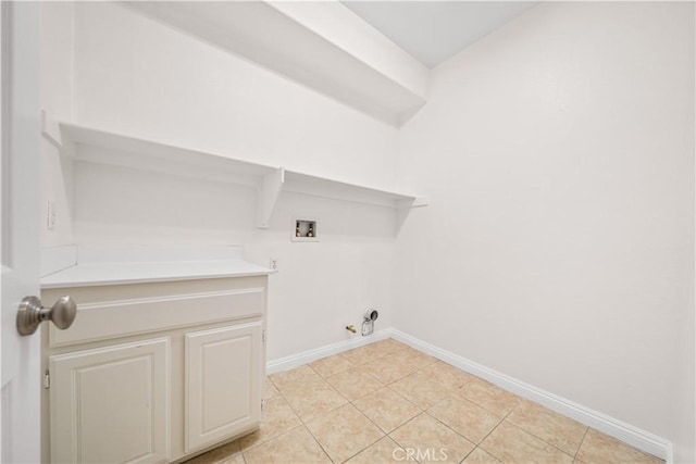 28677 Sunridge Ct, Menifee, CA 92584 - laundry room featuring gas dryer hookup, hookup for a washing machine, and light tile patterned floors