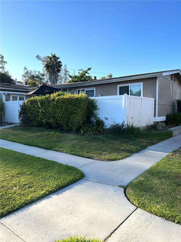 25821 Via Lomas Unit 216, Laguna Hills, CA 92653 - view of front facade