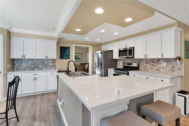 12913 Tiburon Dr, Victorville, CA 92392 - photo 15