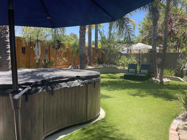 1467 Belmont Park Rd, Oceanside, CA 92057 - fenced backyard with a hot tub