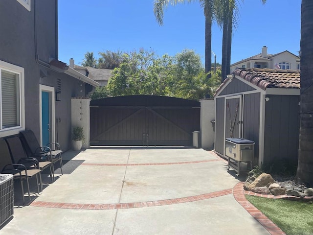1467 Belmont Park Rd, Oceanside, CA 92057 - view of gate