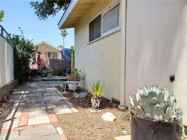 17623 Clymer St, Granada Hills, CA 91344 - view of patio