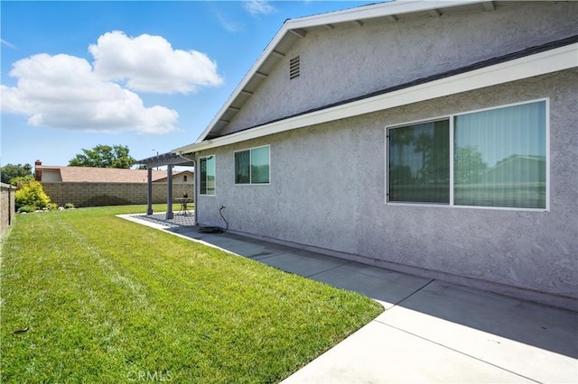 25796 Olivas Park Rd, Valencia, CA 91355 - view of yard featuring a patio
