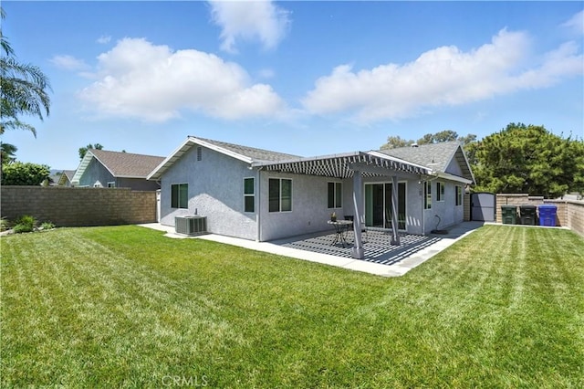 25796 Olivas Park Rd, Valencia, CA 91355 - rear view of house featuring a pergola, stucco siding, and a patio