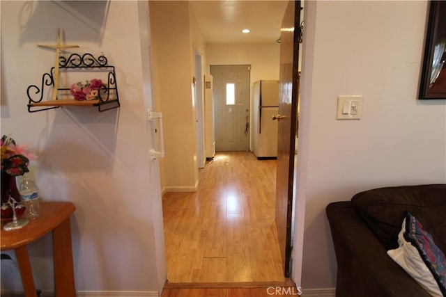 20512 Berendo Ave, Torrance, CA 90502 - corridor featuring light wood-style flooring and baseboards