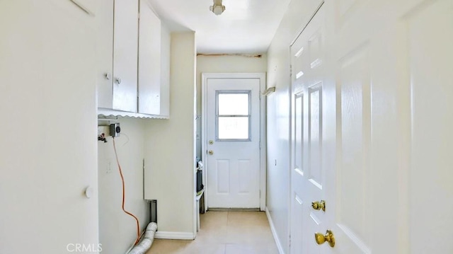 7360 Thunderbird Ln, Stanton, CA 90680 - entryway with light tile patterned flooring and baseboards