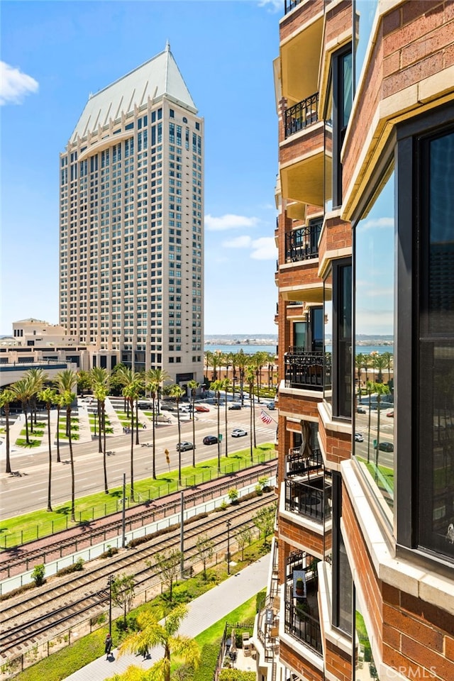 500 W Harbor Dr Unit 808, San Diego, CA 92101 - view of balcony
