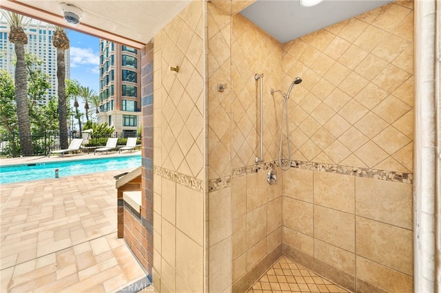 500 W Harbor Dr Unit 808, San Diego, CA 92101 - full bathroom featuring a tile shower