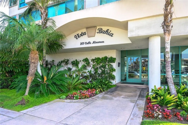 201 Calle Miramar Unit 8, Redondo Beach, CA 90277 - property entrance with stucco siding