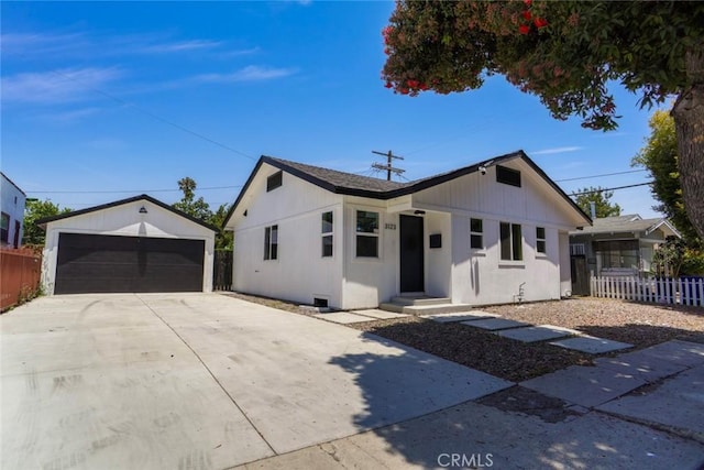 3123 Hyde Park Blvd, Los Angeles, CA 90043 - view of front facade featuring an outbuilding and a garage