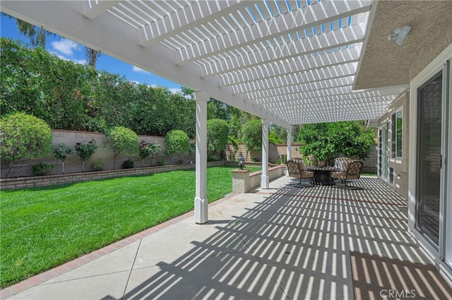 21212 Valleyview Dr, Walnut, CA 91789 - fenced backyard with a pergola and a patio