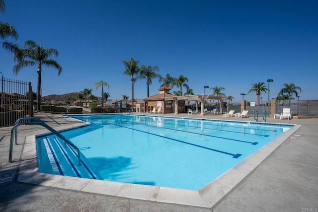 28328 Via Bandita, Menifee, CA 92585 - community pool with a pergola and a patio