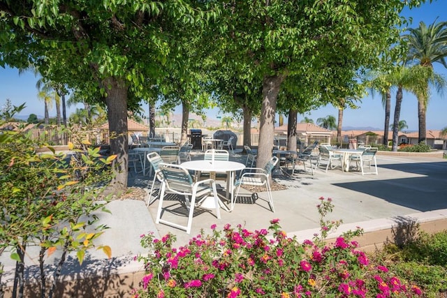 28328 Via Bandita, Menifee, CA 92585 - view of patio / terrace with a residential view