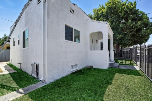 14581460 W 80th St, Los Angeles, CA 90047 - view of side of property with stucco siding