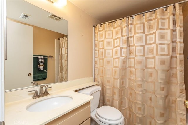 14772 Forrest Ln, Westminster, CA 92683 - bathroom with vanity and curtained shower