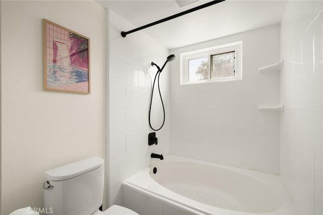 680 E Workman St, Covina, CA 91723 - bathroom featuring toilet and washtub / shower combination