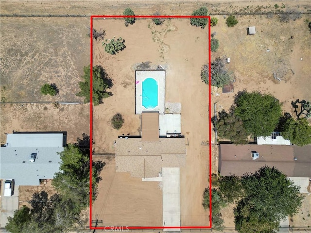 18396 Live Oak St, Hesperia, CA 92345 - view of property location with property parcel outlined and a pool