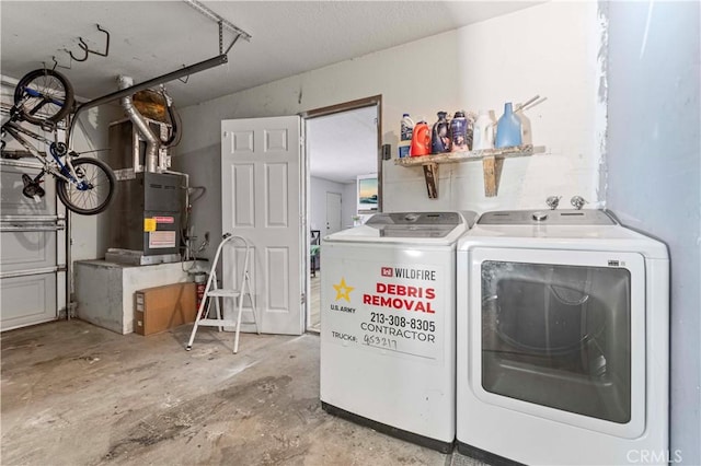 18396 Live Oak St, Hesperia, CA 92345 - laundry area with washing machine and dryer