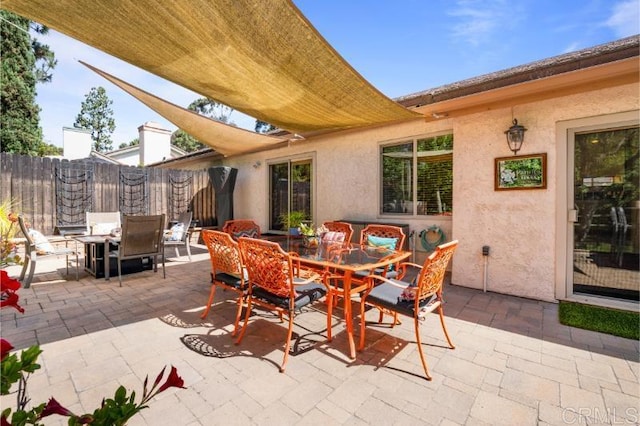 814 Cardamom Ct, Chula Vista, CA 91910 - view of patio / terrace featuring outdoor dining space